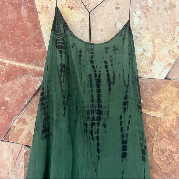 Fara Silk high low dress - Picture 5 of 9